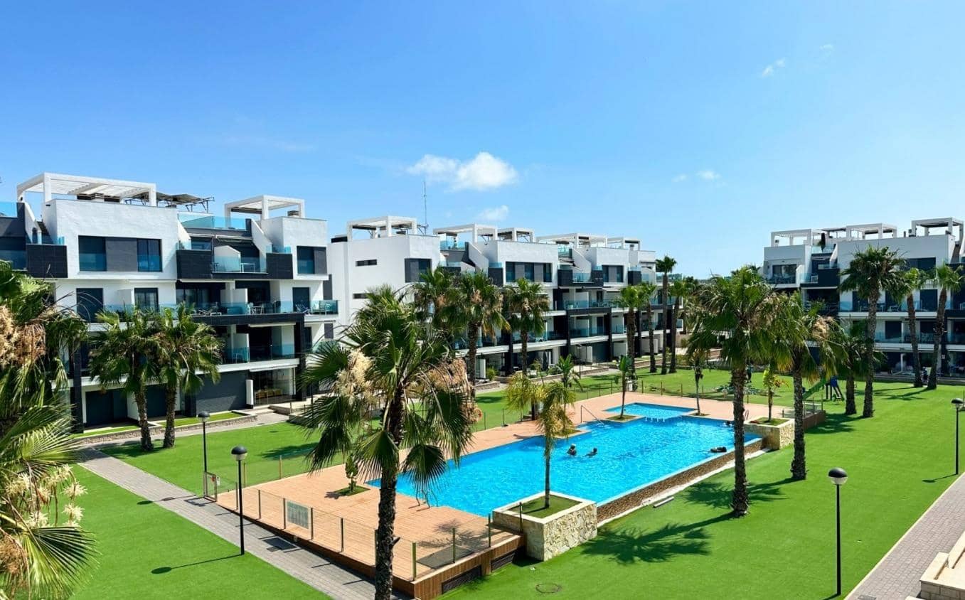 Apartamento de 2 habitaciones en El Raso en venta con piscina - 285.000 € (Ref: 10017685)
