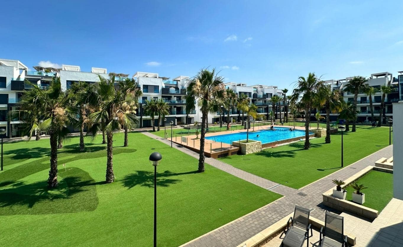Apartamento de 2 habitaciones en El Raso en venta con piscina - 285.000 € (Ref: 10017685)
