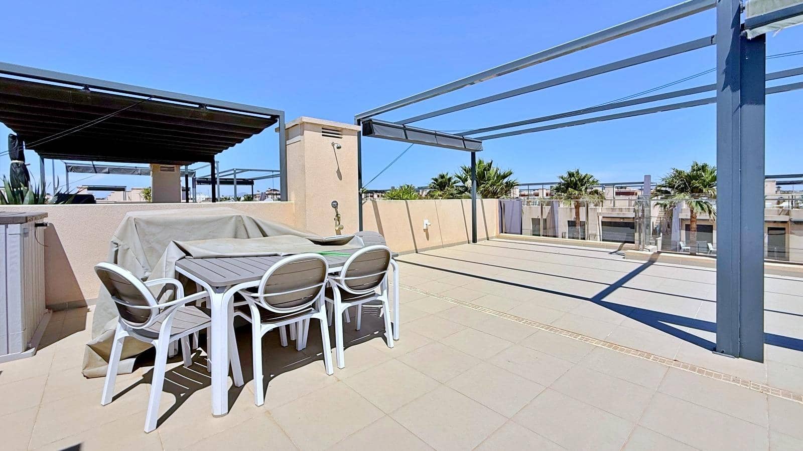 Apartamento de 3 habitaciones en Torre de la Horadada en venta con piscina - 365.000 € (Ref: 10017687)