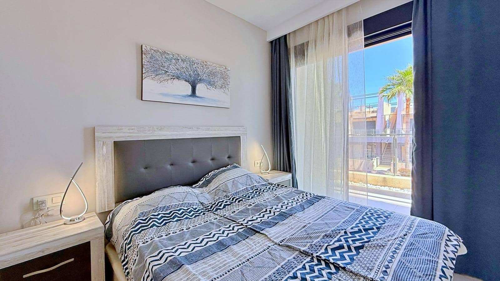 Apartamento de 3 habitaciones en Torre de la Horadada en venta con piscina - 365.000 € (Ref: 10017687)