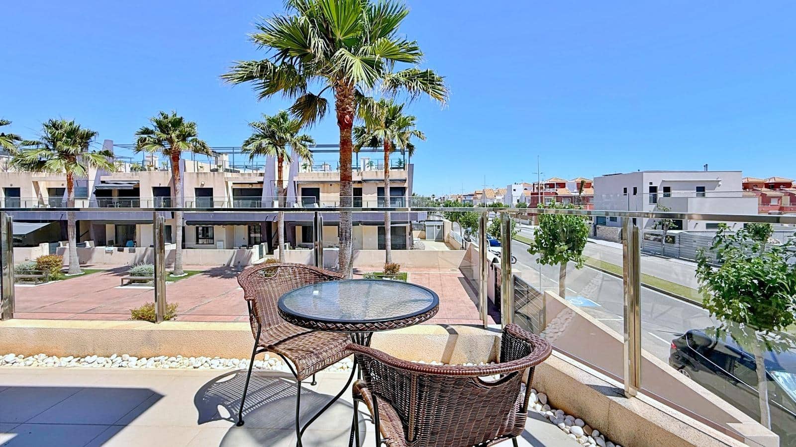 Apartamento de 3 habitaciones en Torre de la Horadada en venta con piscina - 365.000 € (Ref: 10017687)