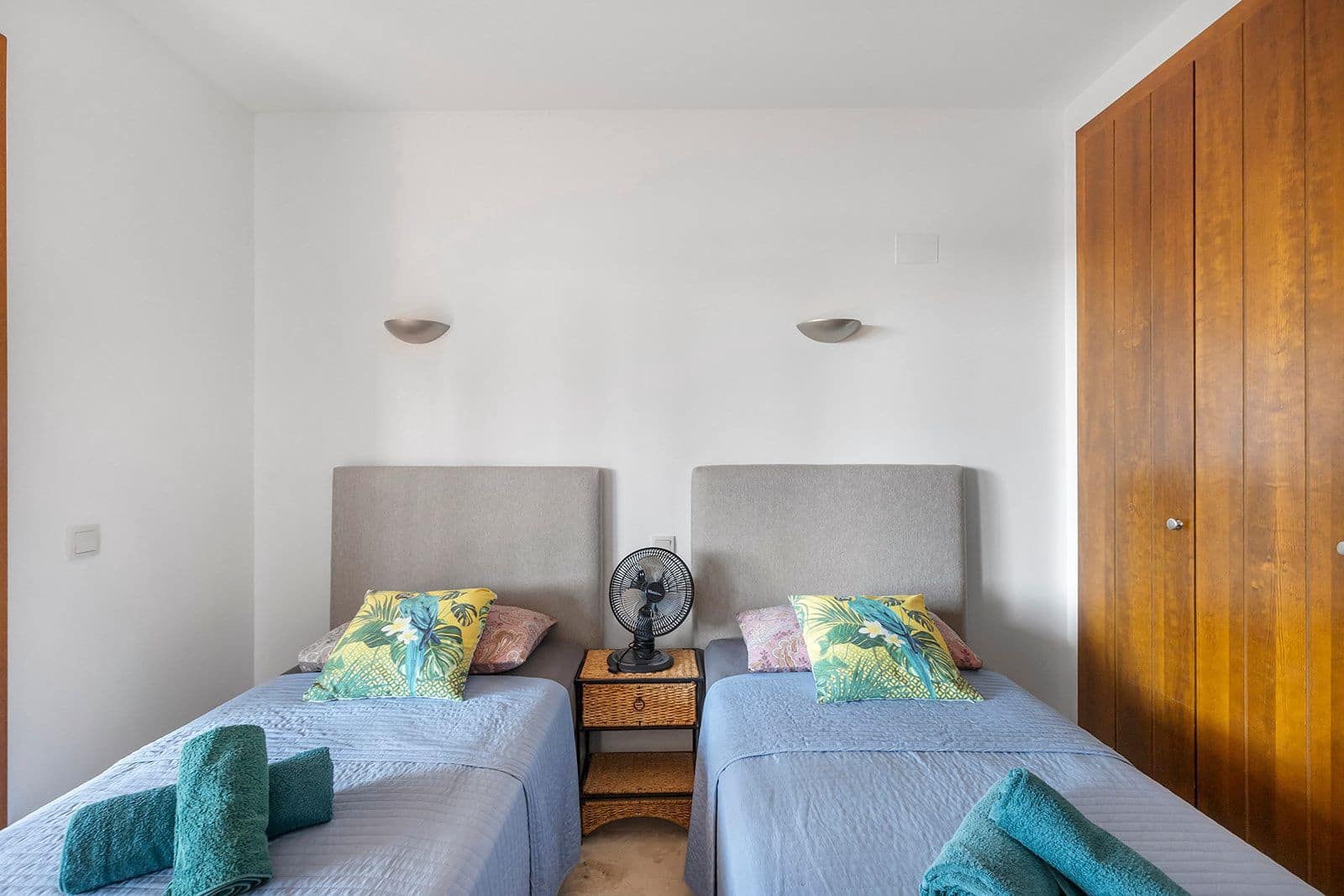 2 bedroom Apartment for sale in Punta Prima - € 345,000 (Ref: 10017688)