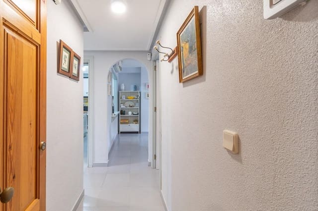 Apartamento de 3 habitaciones en Dehesa de Campoamor, Orihuela en venta con piscina - 218.000 € (Ref: 10017689)