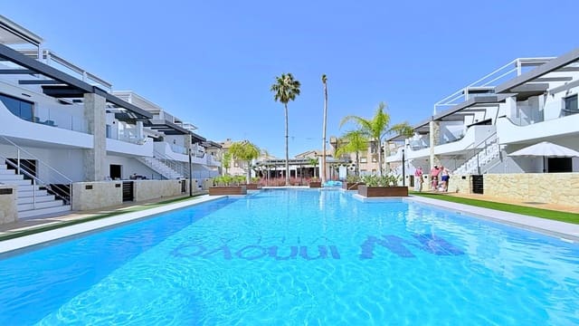 2 chambre Penthouse à vendre à Punta Prima, Orihuela - 379 000 € (Ref: 10017693)