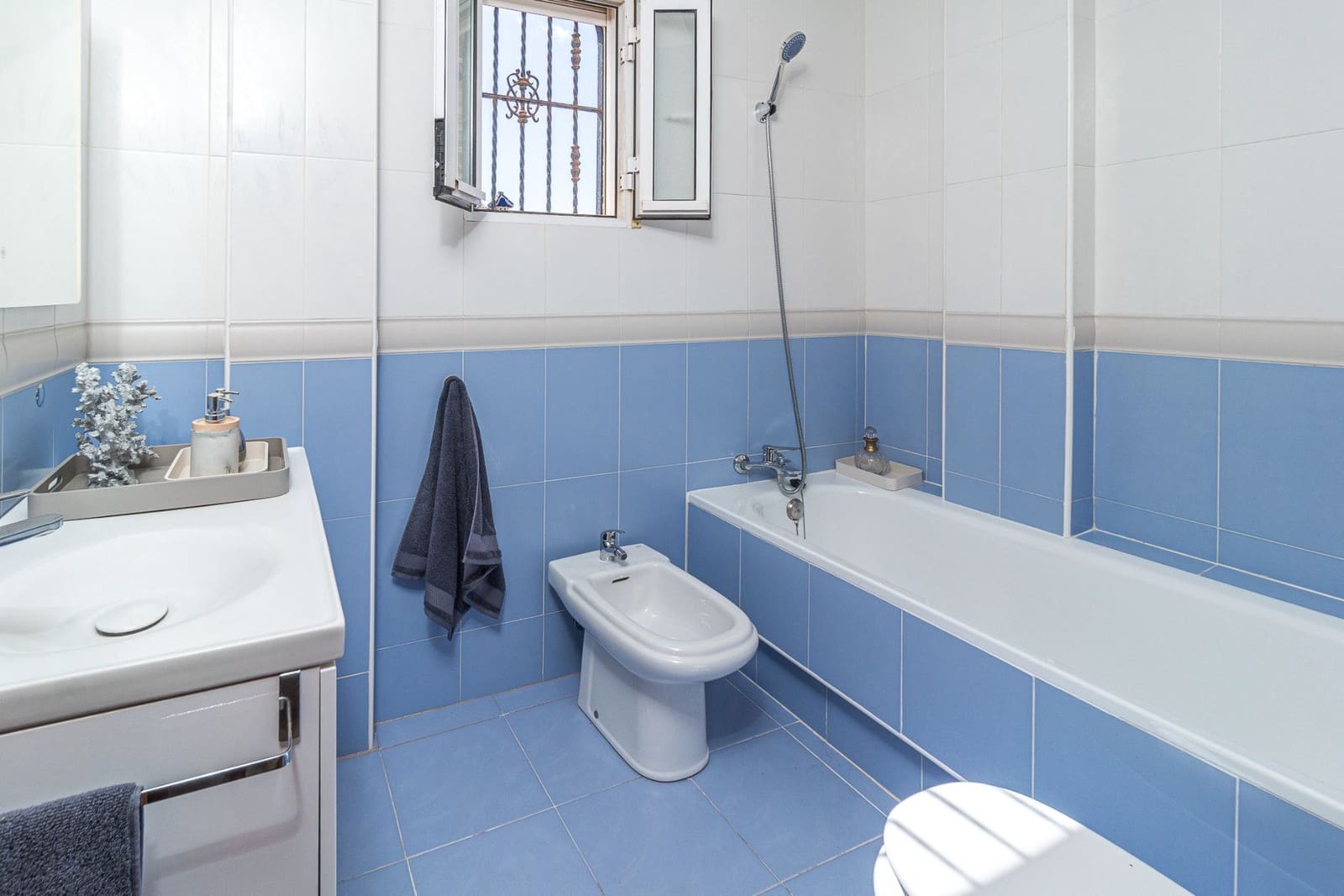 3 quarto Casa em Banda para venda em Orihuela Costa com piscina - 245 000 € (Ref: 10017694)
