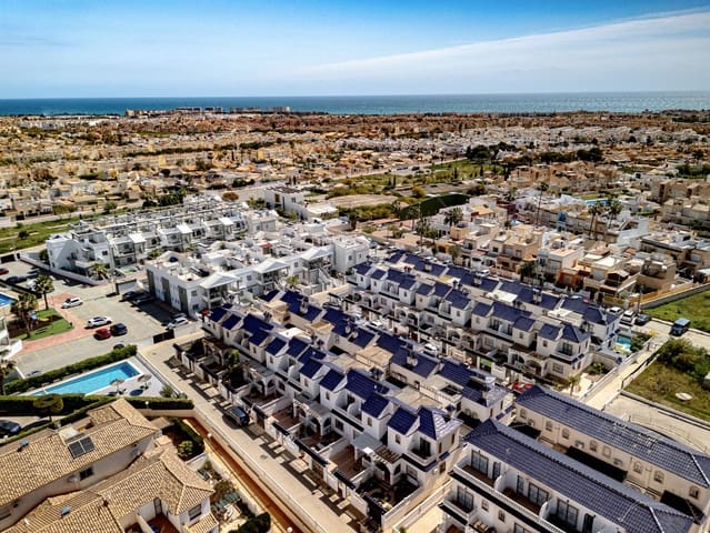 3 quarto Casa em Banda para venda em La Florida, Orihuela com piscina - 245 000 € (Ref: 10017694)