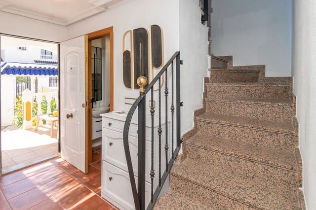 3 quarto Casa em Banda para venda em La Florida, Orihuela com piscina - 245 000 € (Ref: 10017694)