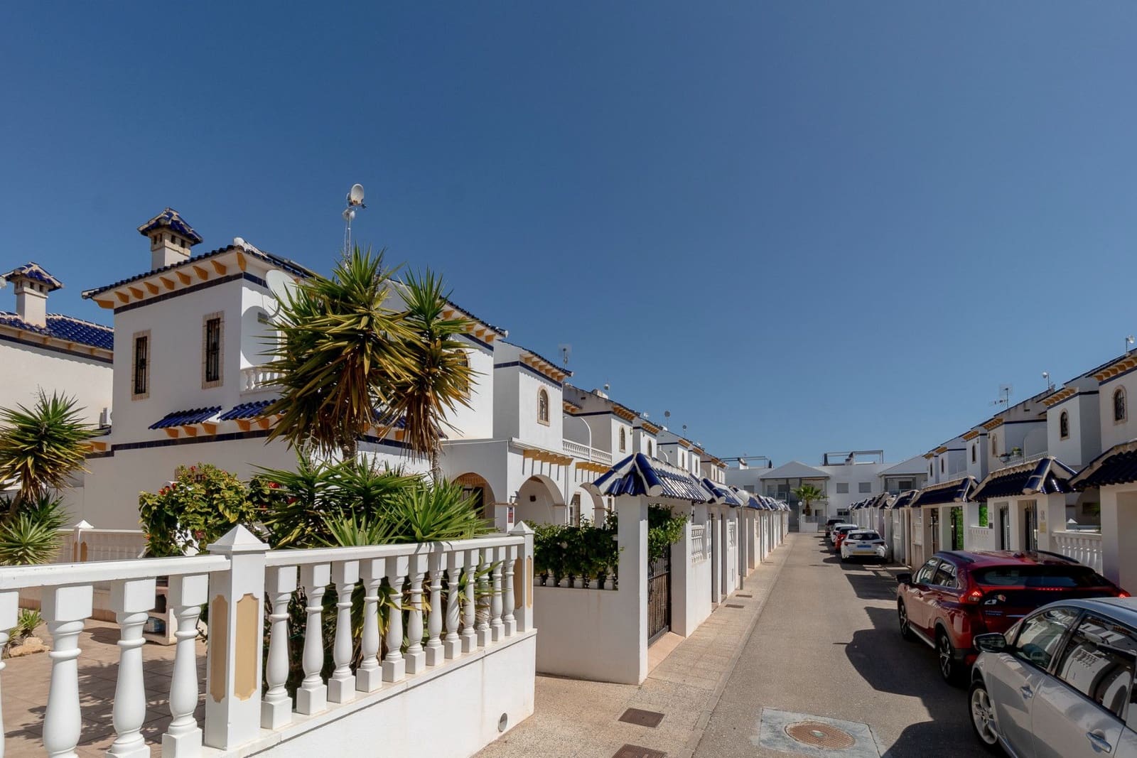 3 quarto Casa em Banda para venda em Orihuela Costa com piscina - 245 000 € (Ref: 10017694)