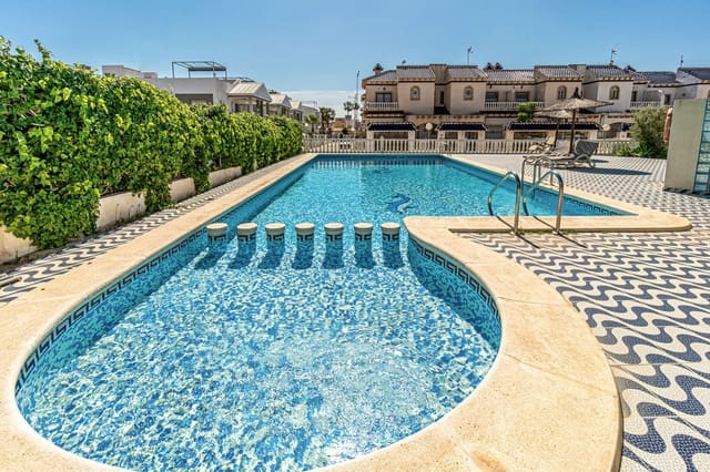 3 quarto Casa em Banda para venda em La Florida, Orihuela com piscina - 245 000 € (Ref: 10017694)