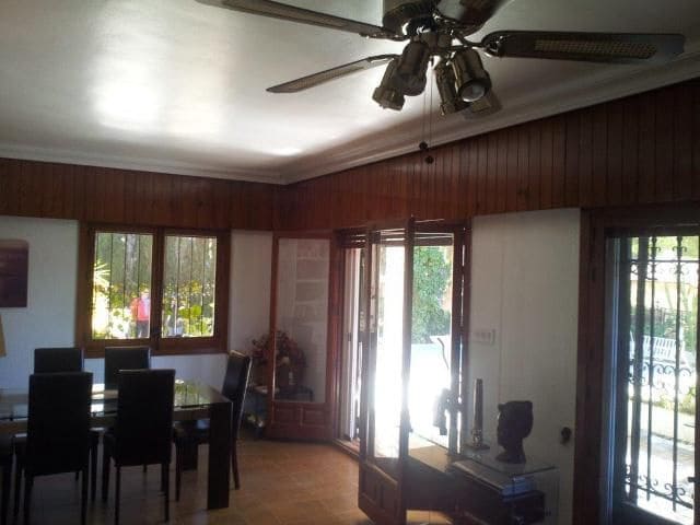 Chalet de 6 habitaciones en Orihuela Costa en venta con piscina garaje - 875.000 € (Ref: 10018603)