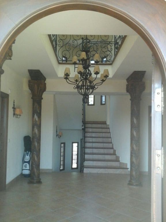6 sovrum Villa till salu i Perleta med pool garage - 1 375 000 € (Ref: 10018604)