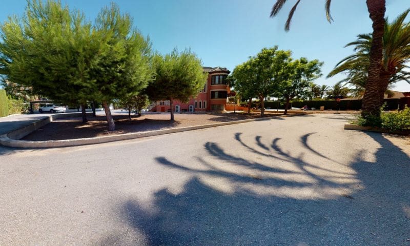 6 sovrum Villa till salu i Perleta med pool garage - 1 375 000 € (Ref: 10018604)