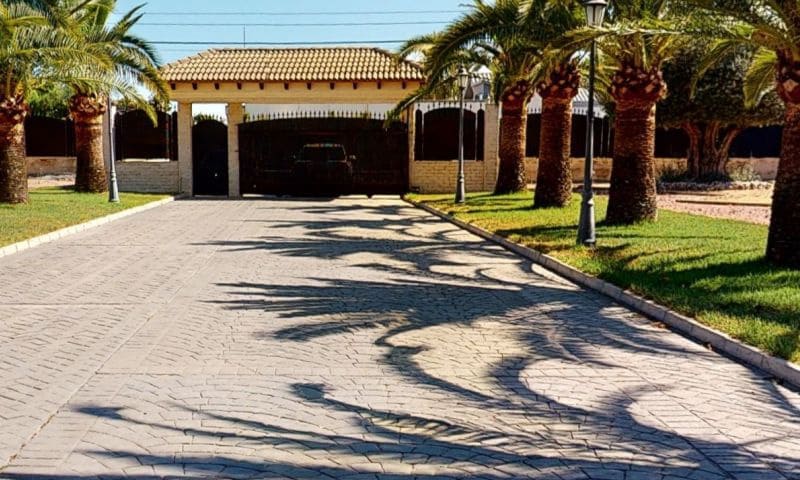 6 sovrum Villa till salu i Perleta med pool garage - 1 375 000 € (Ref: 10018604)