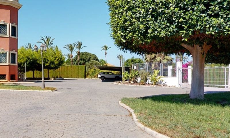 6 sovrum Villa till salu i Perleta med pool garage - 1 375 000 € (Ref: 10018604)