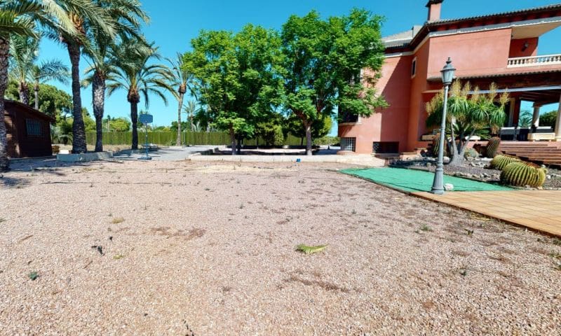 6 sovrum Villa till salu i Perleta med pool garage - 1 375 000 € (Ref: 10018604)