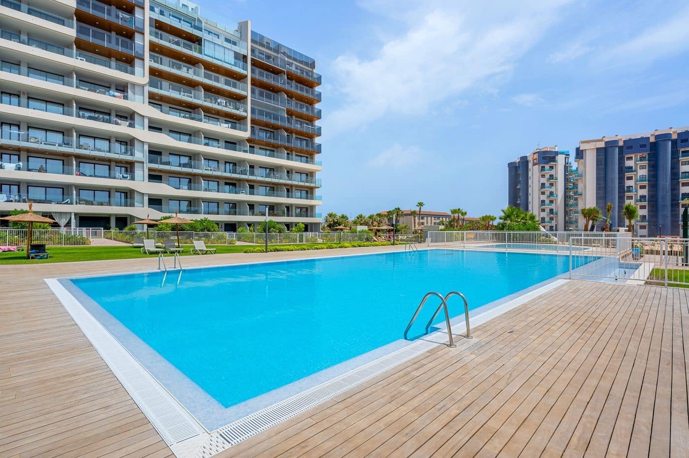 2 Zimmer Apartment zu verkaufen in Punta Prima mit Pool - 379.000 € (Ref: 10019183)