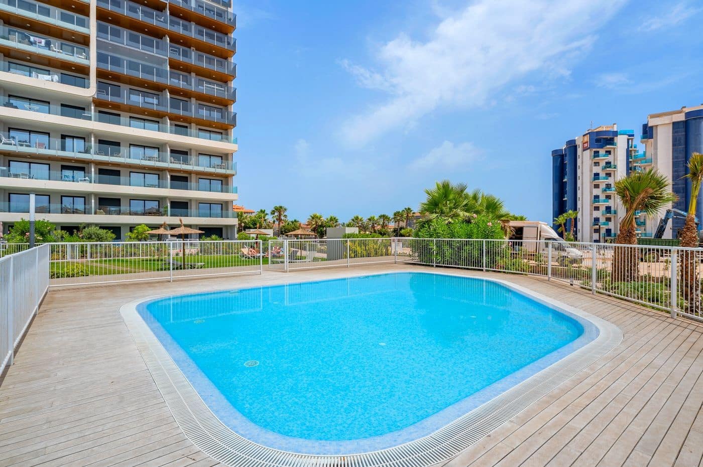 2 Zimmer Apartment zu verkaufen in Punta Prima mit Pool - 379.000 € (Ref: 10019183)