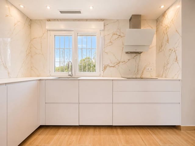 4 chambre Villa/Maison à vendre à Campoamor, Orihuela avec piscine garage - 1 225 000 € (Ref: 10019185)