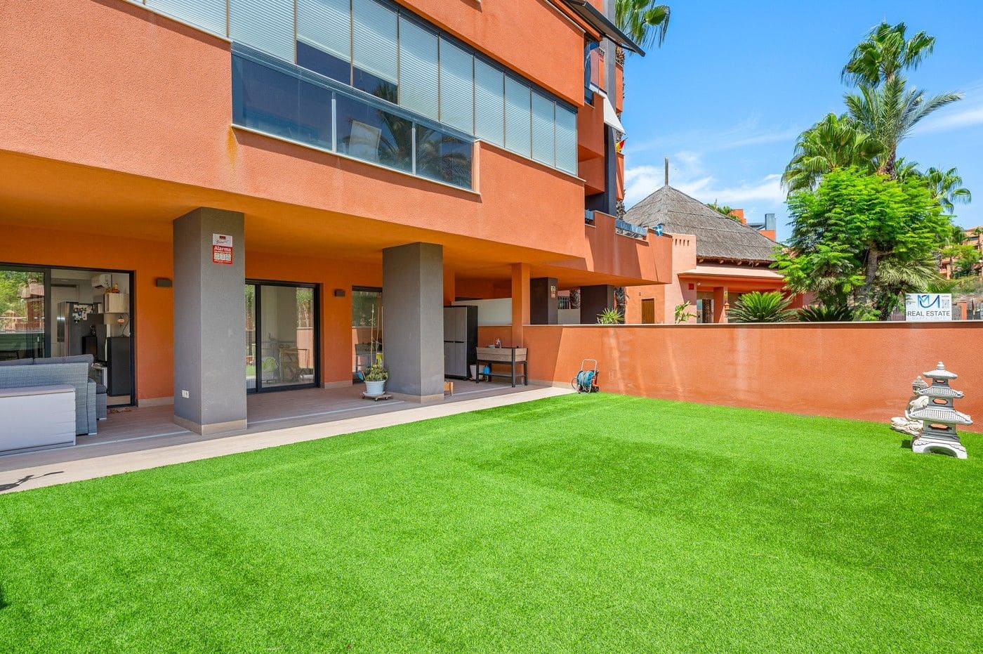 2 Zimmer Apartment zu verkaufen in Filipinas mit Pool - 254.900 € (Ref: 10019186)