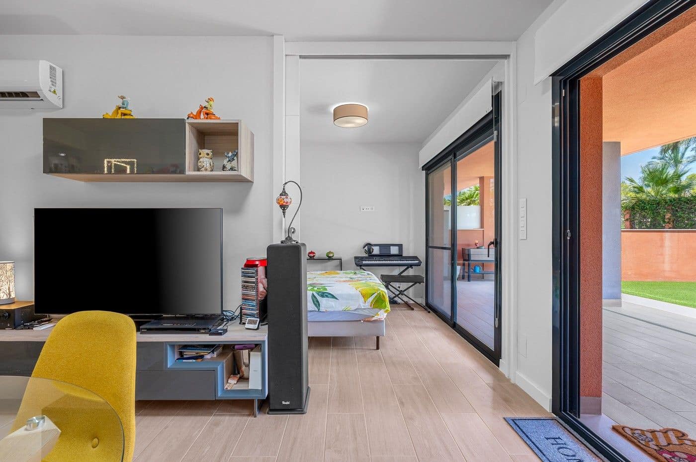 2 Zimmer Apartment zu verkaufen in Filipinas mit Pool - 254.900 € (Ref: 10019186)