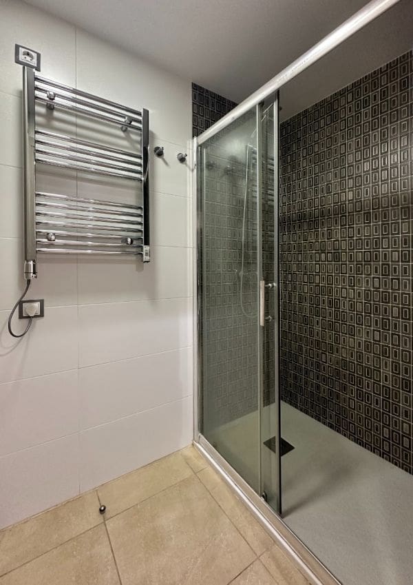 2 Zimmer Apartment zu verkaufen in Elche / Elx mit Pool - 280.000 € (Ref: 10021114)