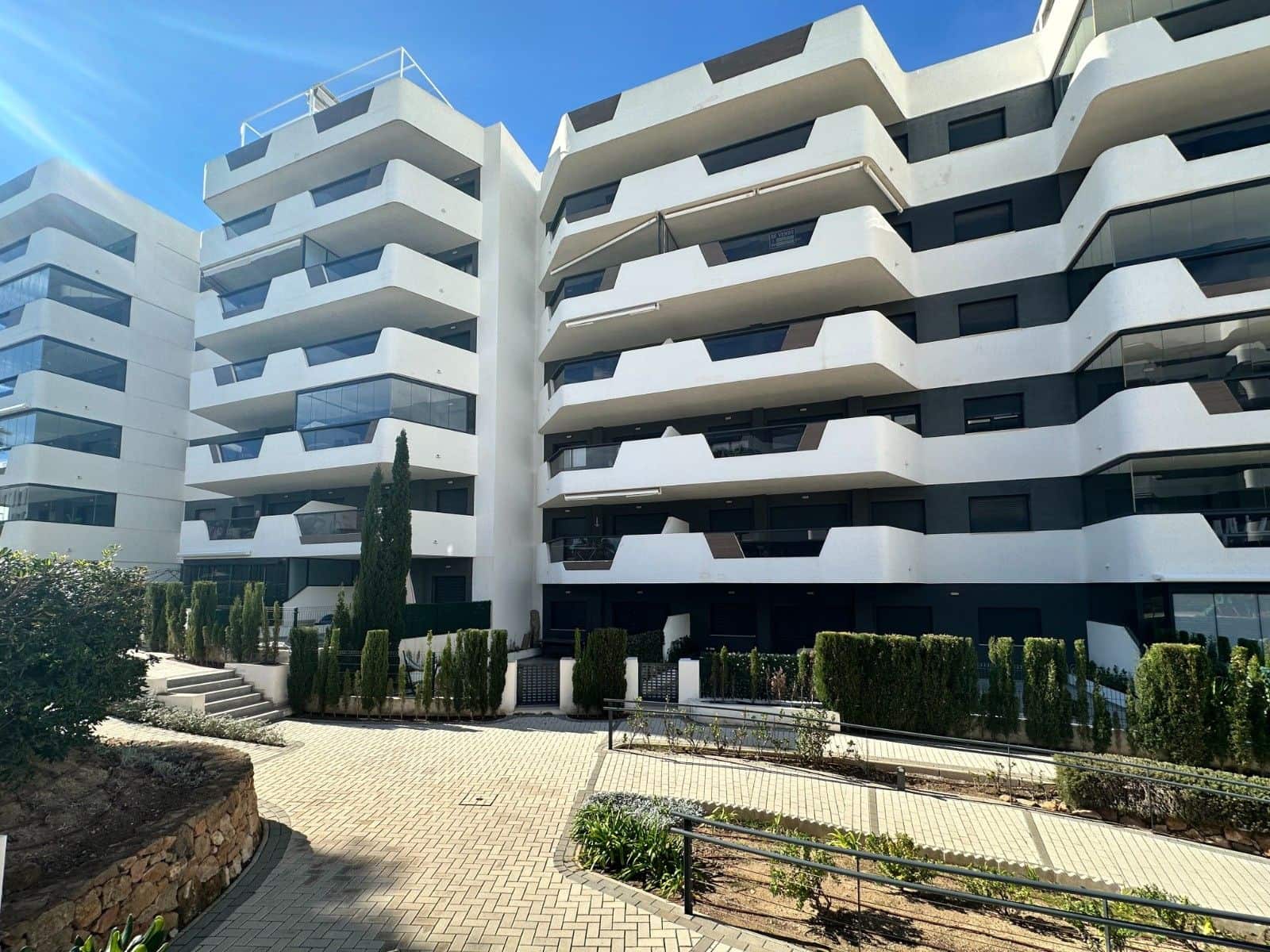 2 Zimmer Apartment zu verkaufen in Elche / Elx mit Pool - 280.000 € (Ref: 10021114)