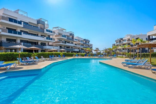 Apartamento de 2 habitaciones en Punta Prima, Orihuela en venta con piscina - 350.000 € (Ref: 10022642)