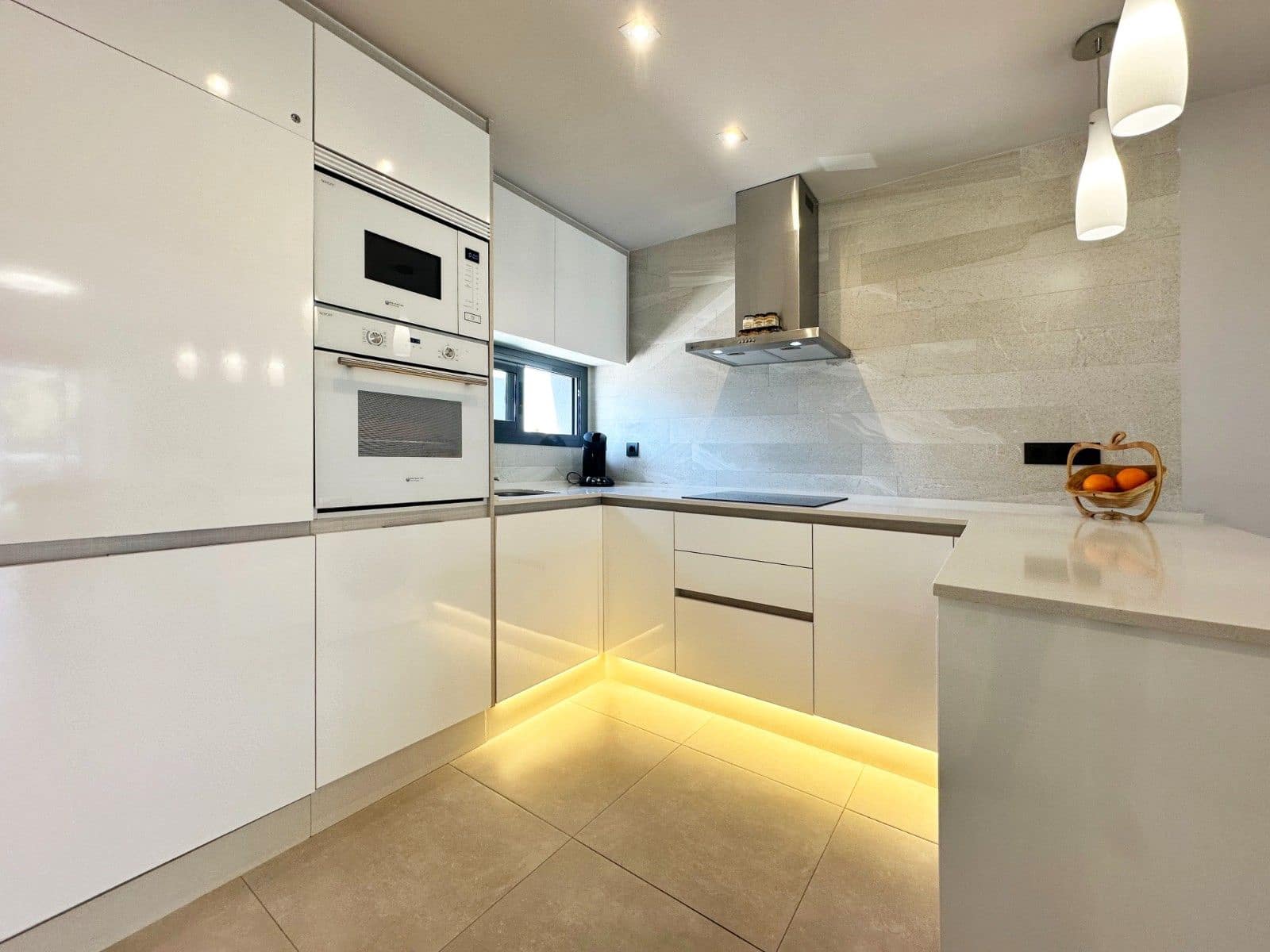 2 chambre Appartement à vendre à El Raso avec piscine - 289 000 € (Ref: 10024372)