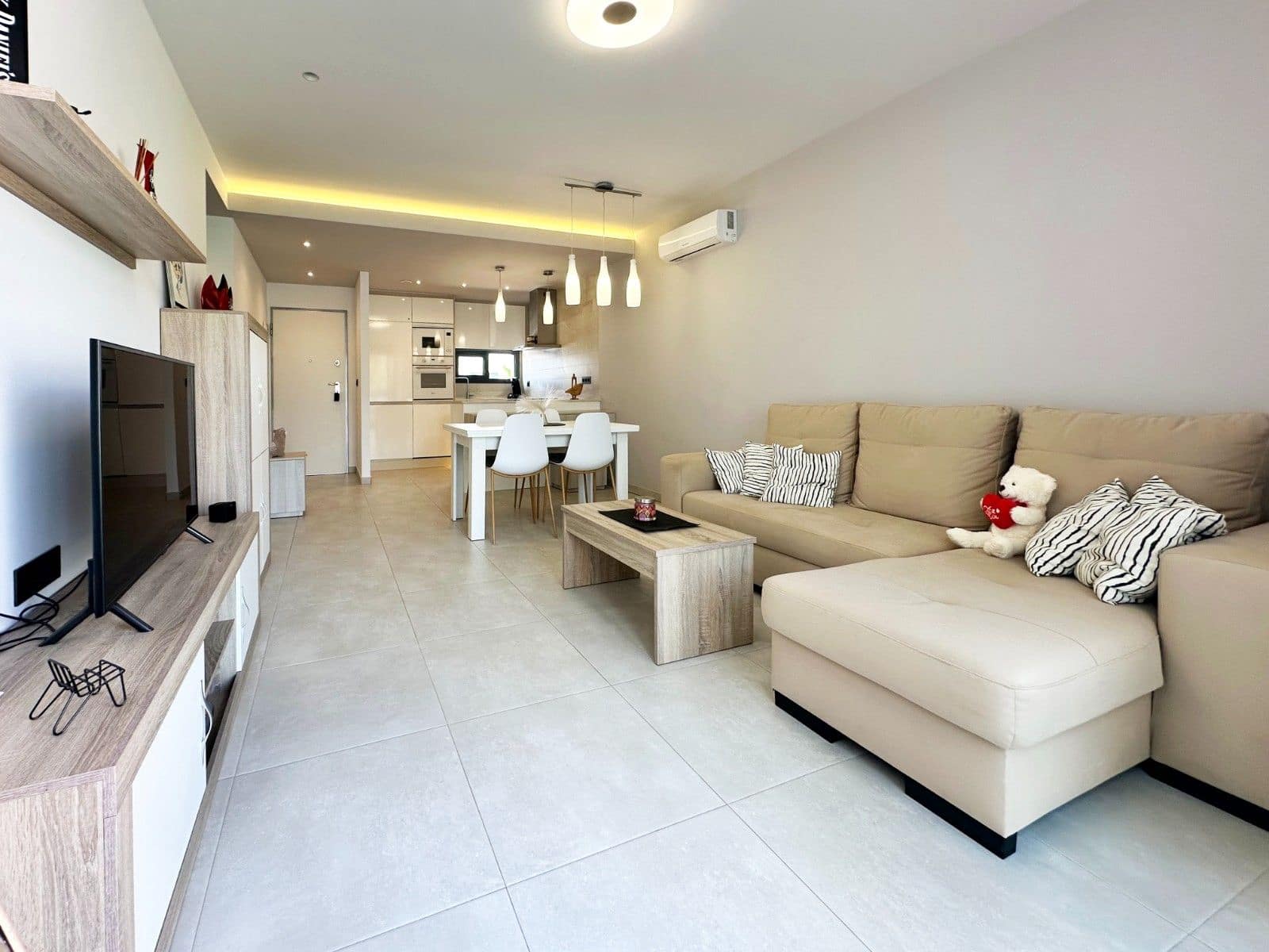 2 chambre Appartement à vendre à El Raso avec piscine - 289 000 € (Ref: 10024372)