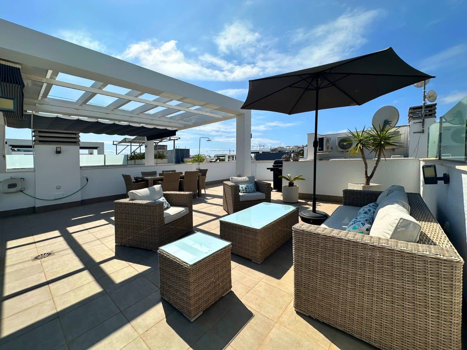 2 chambre Appartement à vendre à El Raso avec piscine - 289 000 € (Ref: 10024372)