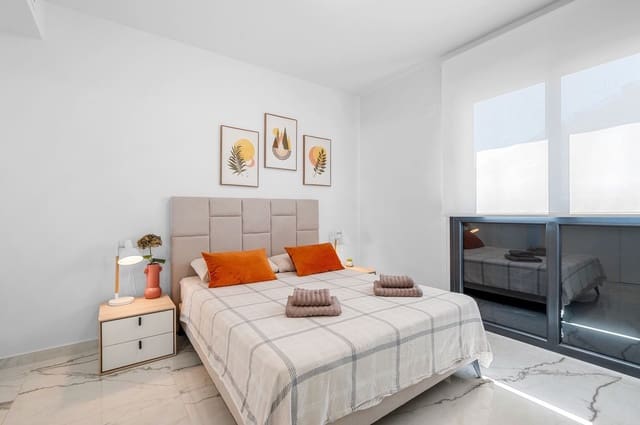 2 quarto Apartamento para venda em Punta Prima, Orihuela com piscina - 315 000 € (Ref: 10024374)