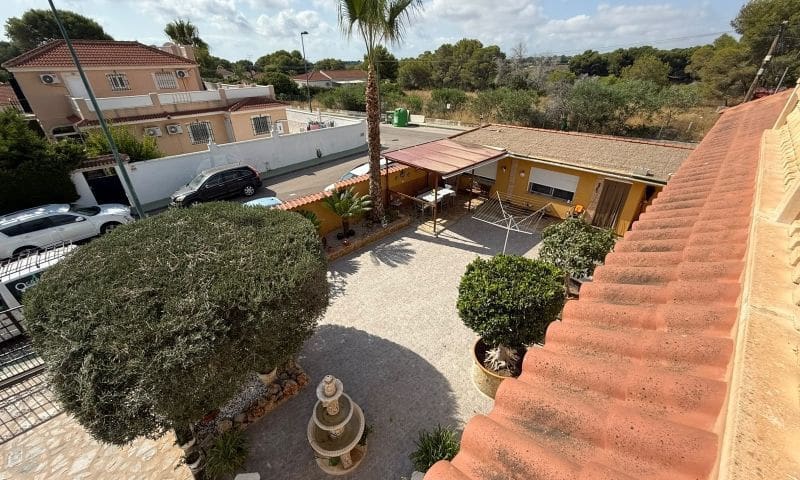 5 bedroom Villa for sale in Pinar de Campoverde - € 790,000 (Ref: 10025922)