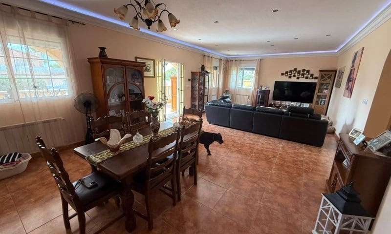 5 bedroom Villa for sale in Pinar de Campoverde - € 790,000 (Ref: 10025922)