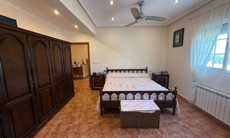 5 bedroom Villa for sale in Pinar de Campoverde - € 790,000 (Ref: 10025922)