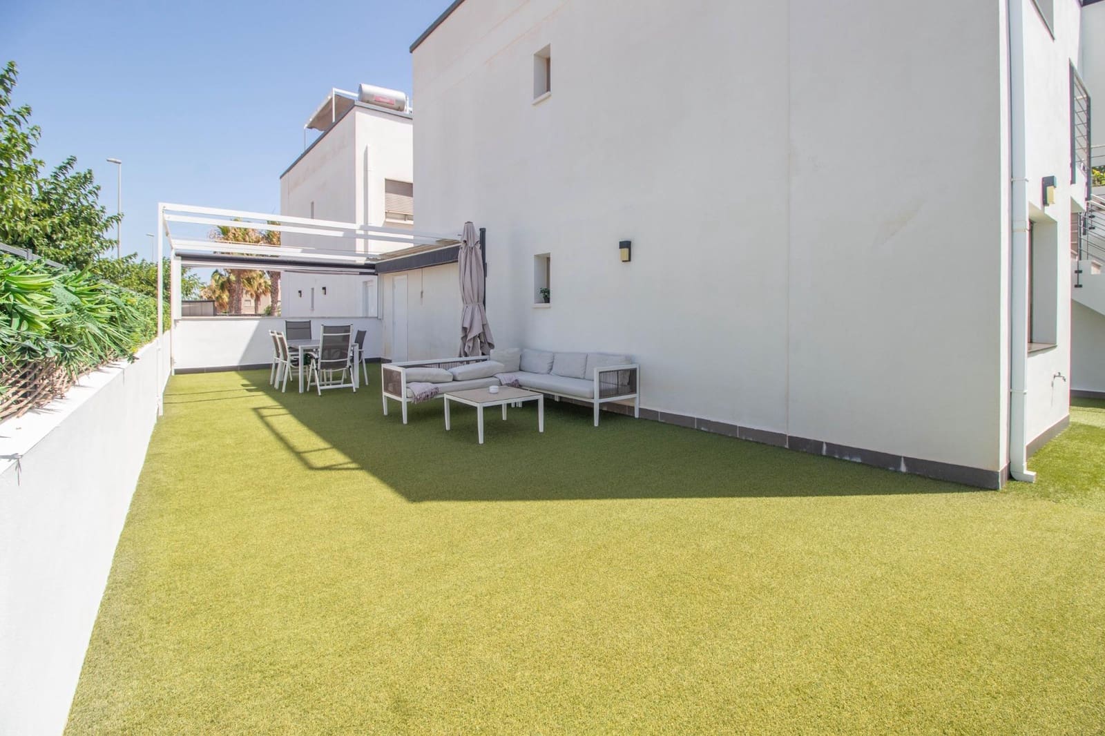 Bungalow de 2 habitaciones en Torre de la Horadada en venta con piscina - 293.900 € (Ref: 10027470)