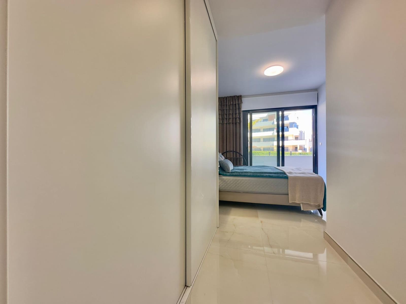 3 sovrum Lägenhet till salu i Orihuela Costa med pool garage - 589 900 € (Ref: 10028131)