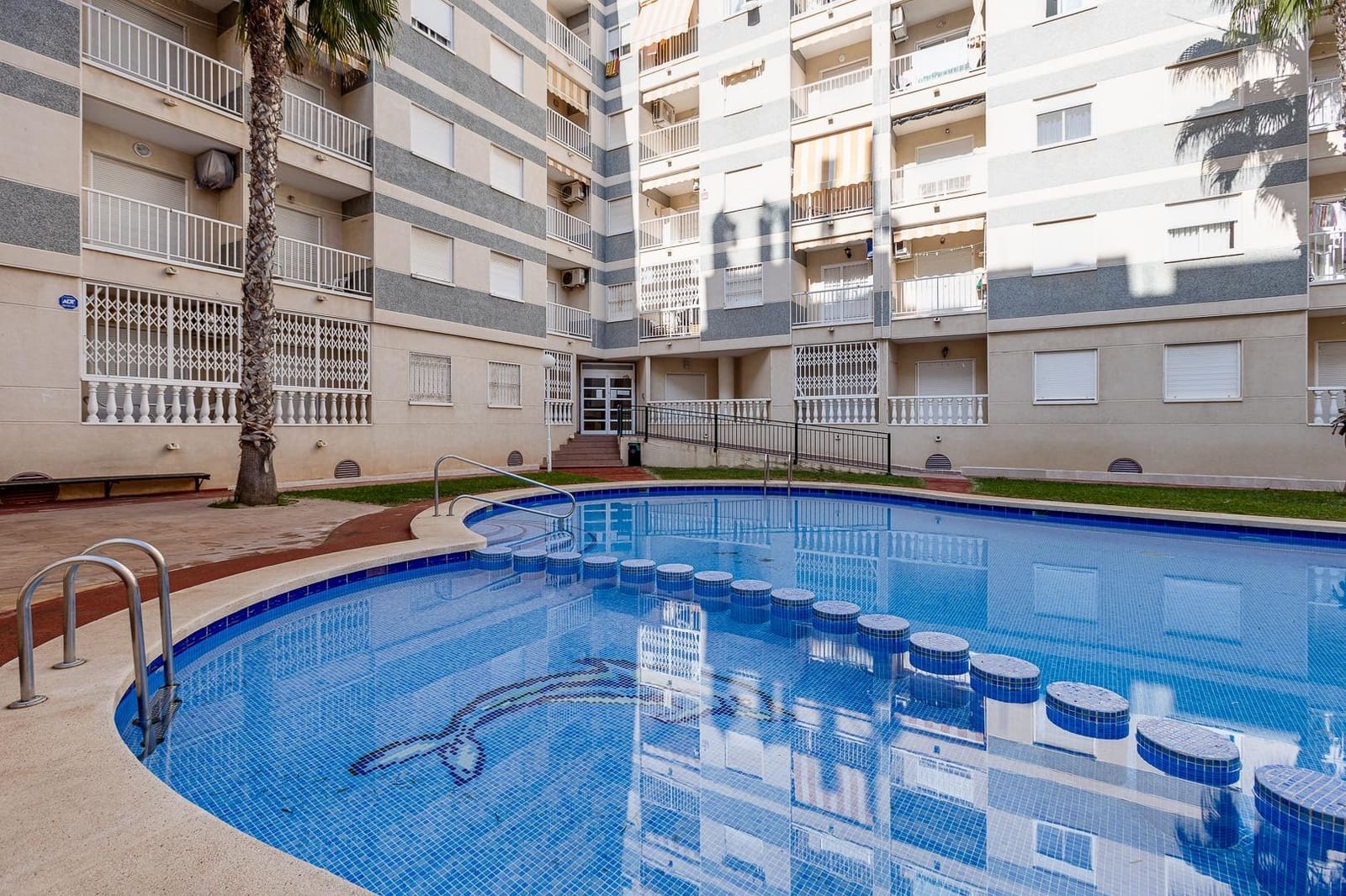 3 chambre Appartement à vendre à Torrevieja avec piscine - 159 999 € (Ref: 10030717)