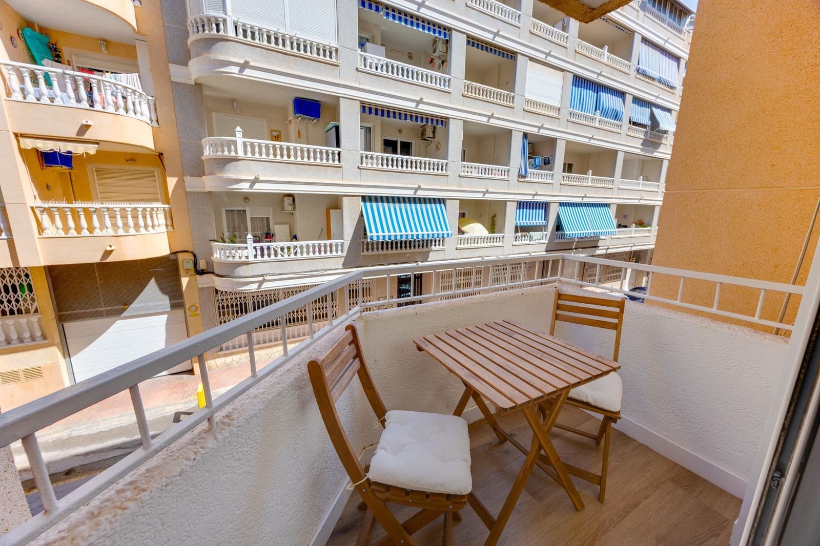 Estúdio para venda em Torrevieja - 125 000 € (Ref: 10030718)