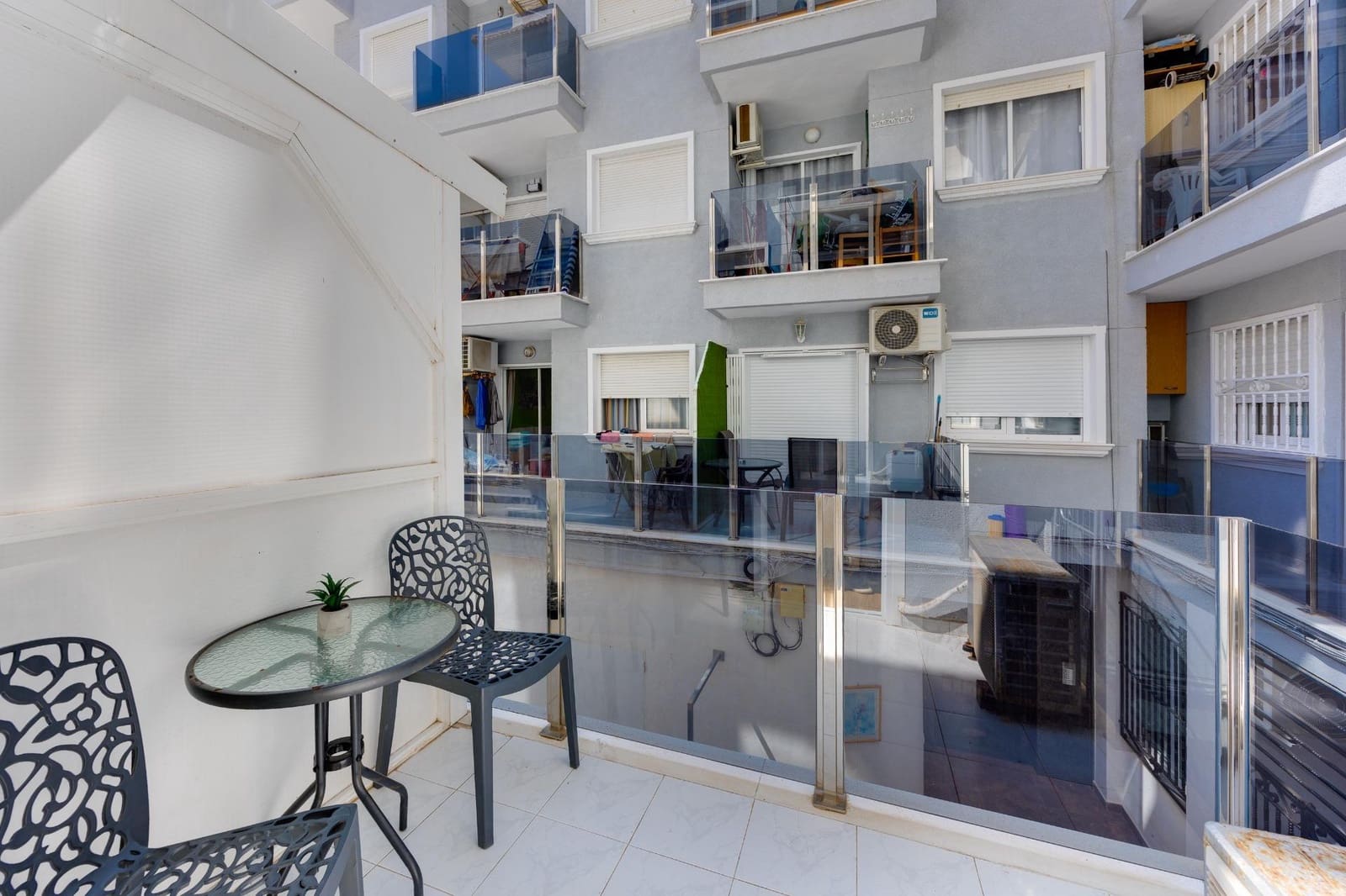 Studio na sprzedaż w Torrevieja - 98 000 € (Ref: 10030719)