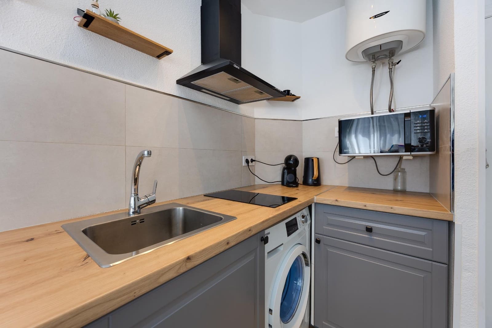 Studio na sprzedaż w Torrevieja - 98 000 € (Ref: 10030719)