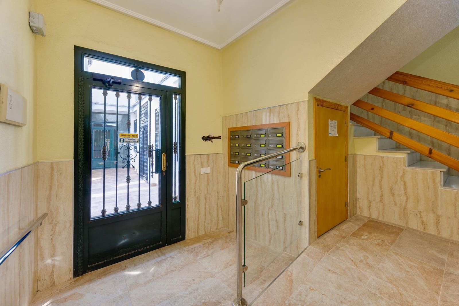 Studio na sprzedaż w Torrevieja - 98 000 € (Ref: 10030719)