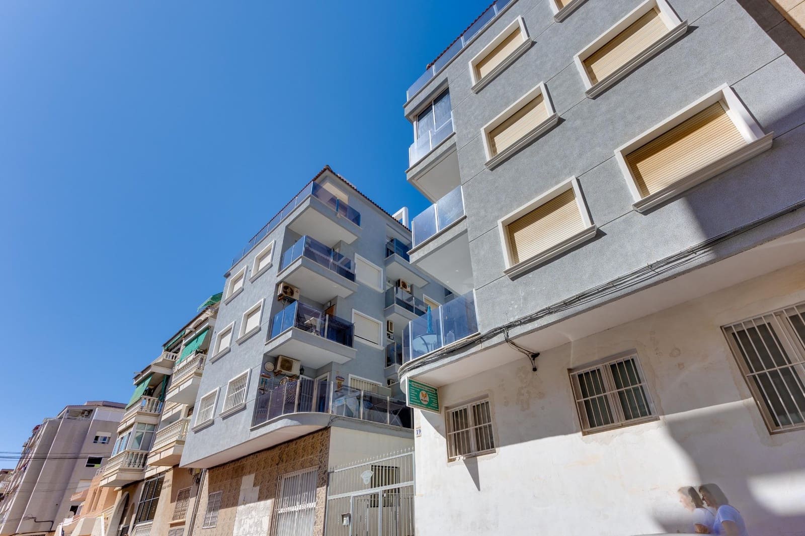 Studio na sprzedaż w Torrevieja - 98 000 € (Ref: 10030719)