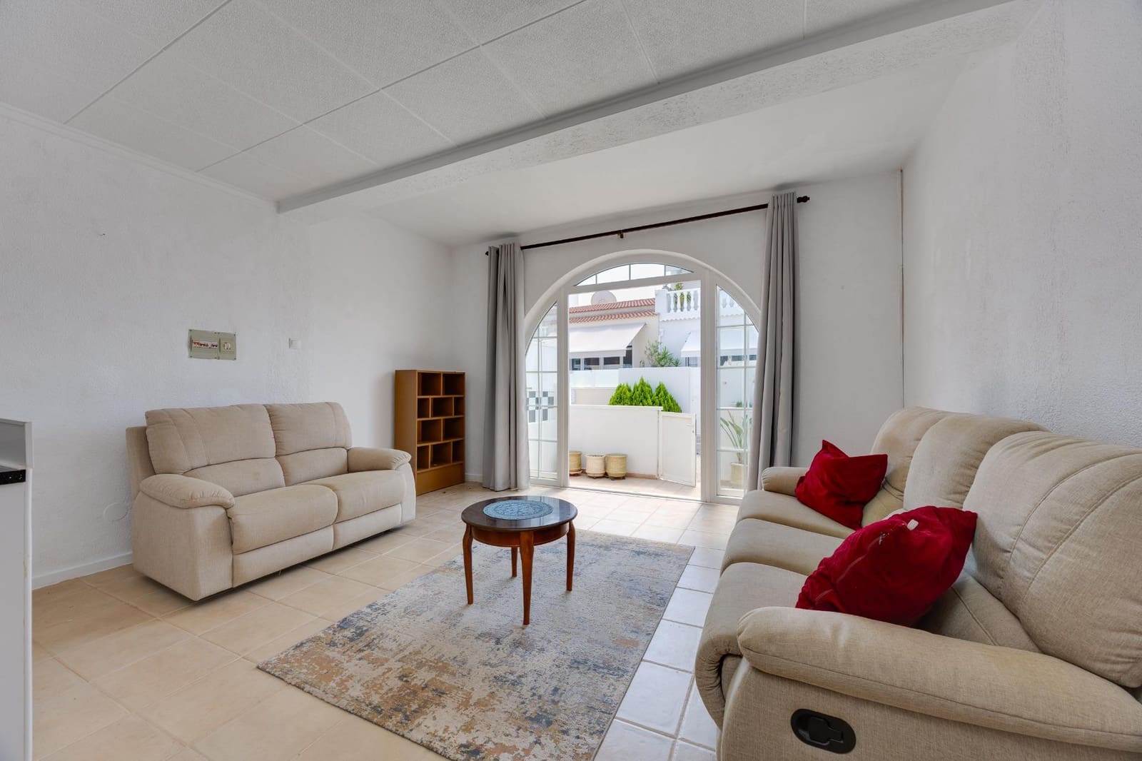 Adosado de 1 habitación en Torrevieja en venta - 119.999 € (Ref: 10032221)