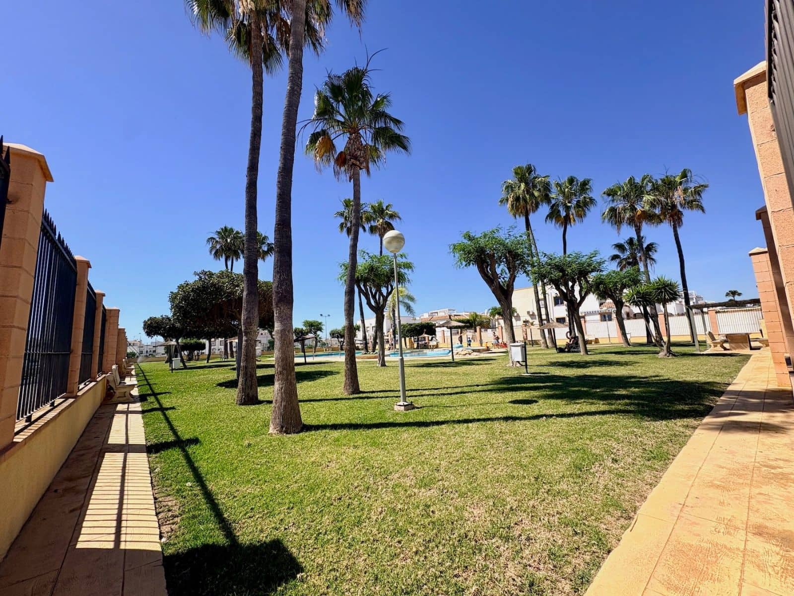 Apartamento de 3 habitaciones en La Florida en venta con piscina - 179.000 € (Ref: 10035560)