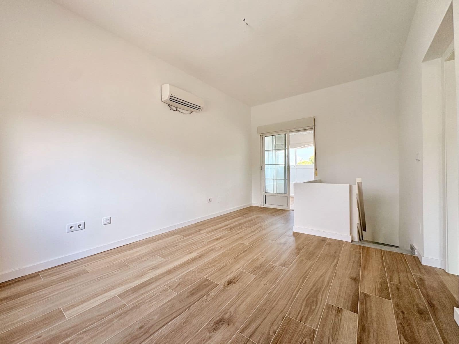 4 bedroom Townhouse for sale in Los Balcones with pool - € 270,000 (Ref: 10035565)
