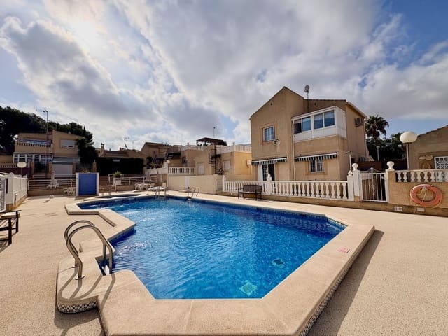 4 bedroom Townhouse for sale in Los Balcones with pool - € 270,000 (Ref: 10035565)