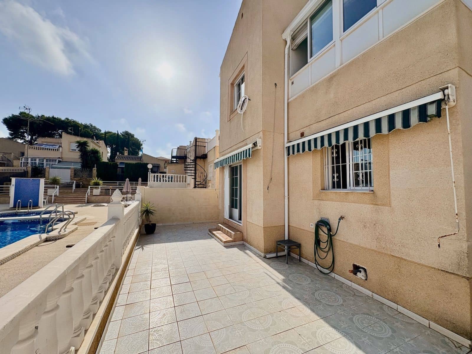 4 bedroom Townhouse for sale in Los Balcones with pool - € 270,000 (Ref: 10035565)