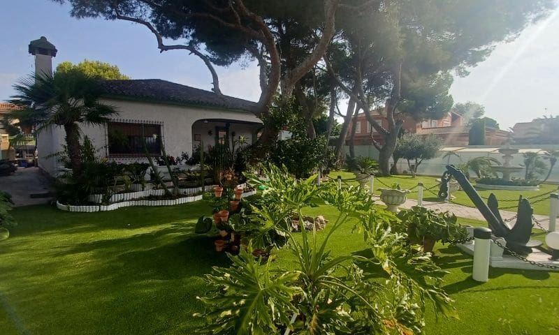 3 camera da letto Villa in vendita in Orihuela Costa con piscina garage - 950.000 € (Rif: 10037578)