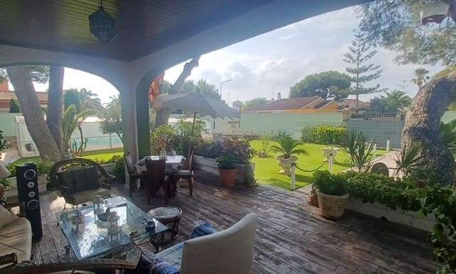3 camera da letto Villa in vendita in Orihuela Costa, Orihuela con piscina garage - 950.000 € (Rif: 10037578)