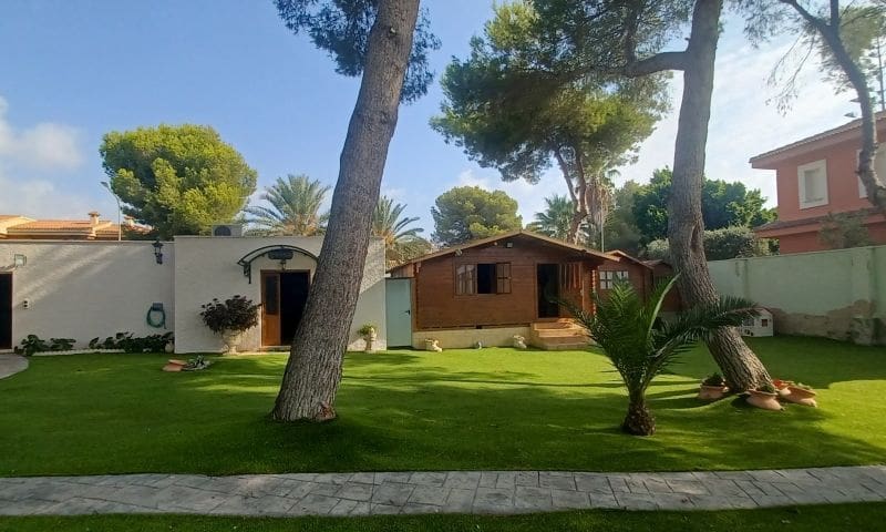 3 camera da letto Villa in vendita in Orihuela Costa con piscina garage - 950.000 € (Rif: 10037578)